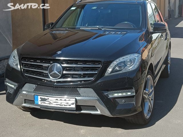 Mercedes Třída M